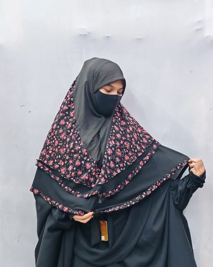 Malaysian Print Hijab - Image 1