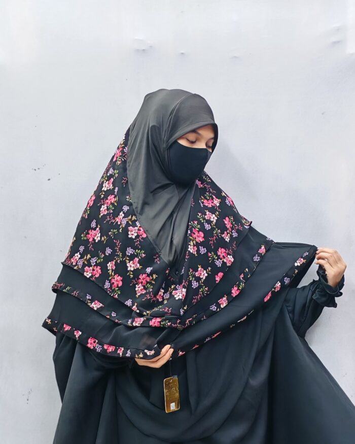 Malaysian Print Hijab - Image 1
